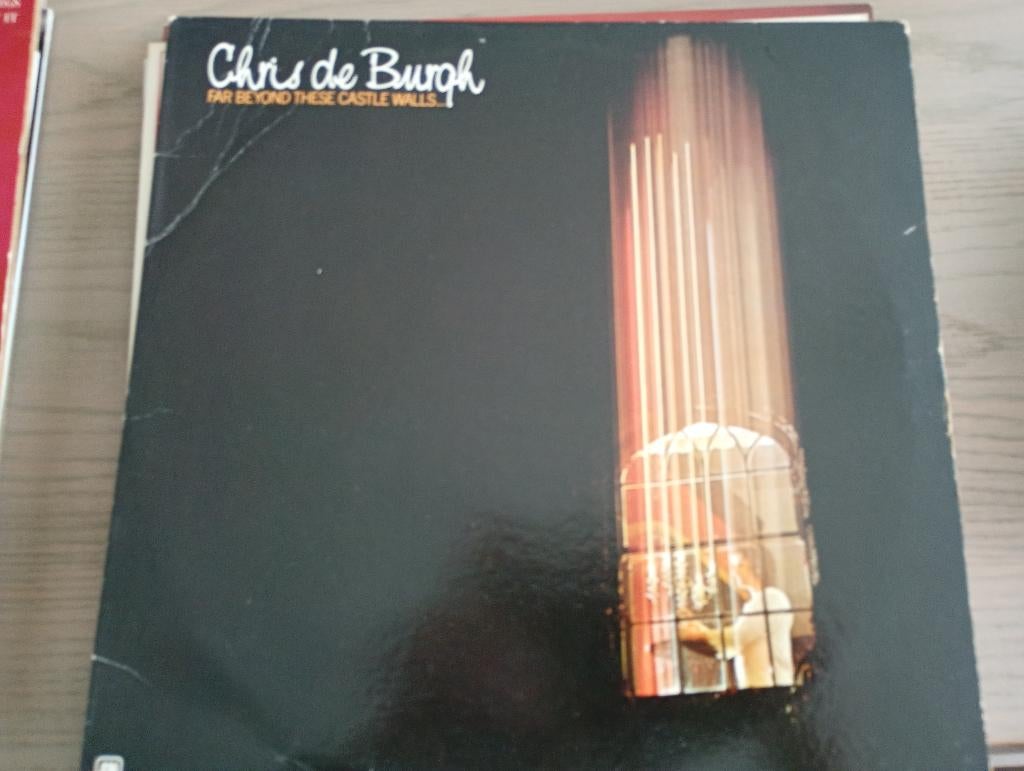 Chris De Burgh - Far beyond these castle walls, Ophalen of Verzenden, 1990 - 1999, Gebruikt, 12 inch