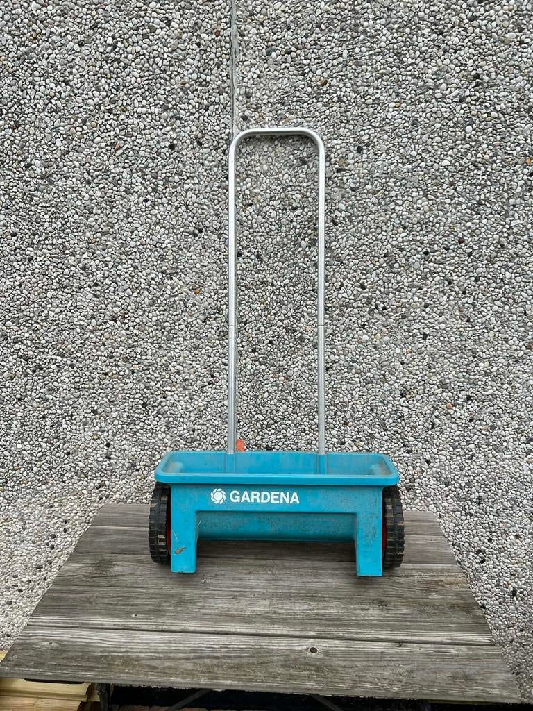 Gardena strooiwagen, Ophalen, Zo goed als nieuw