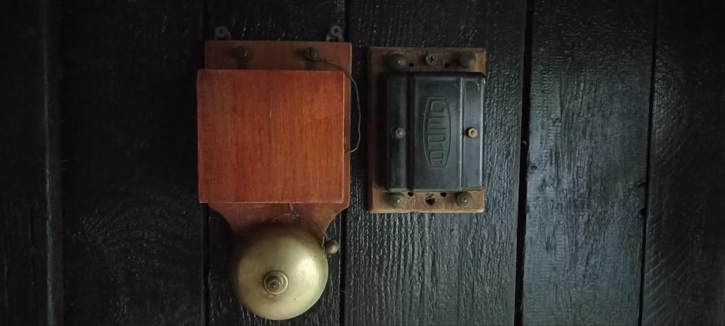 Ancienne sonnerie
Marque cera, Maison & Meubles, Accessoires pour la Maison | Autre, Enlèvement ou Envoi
