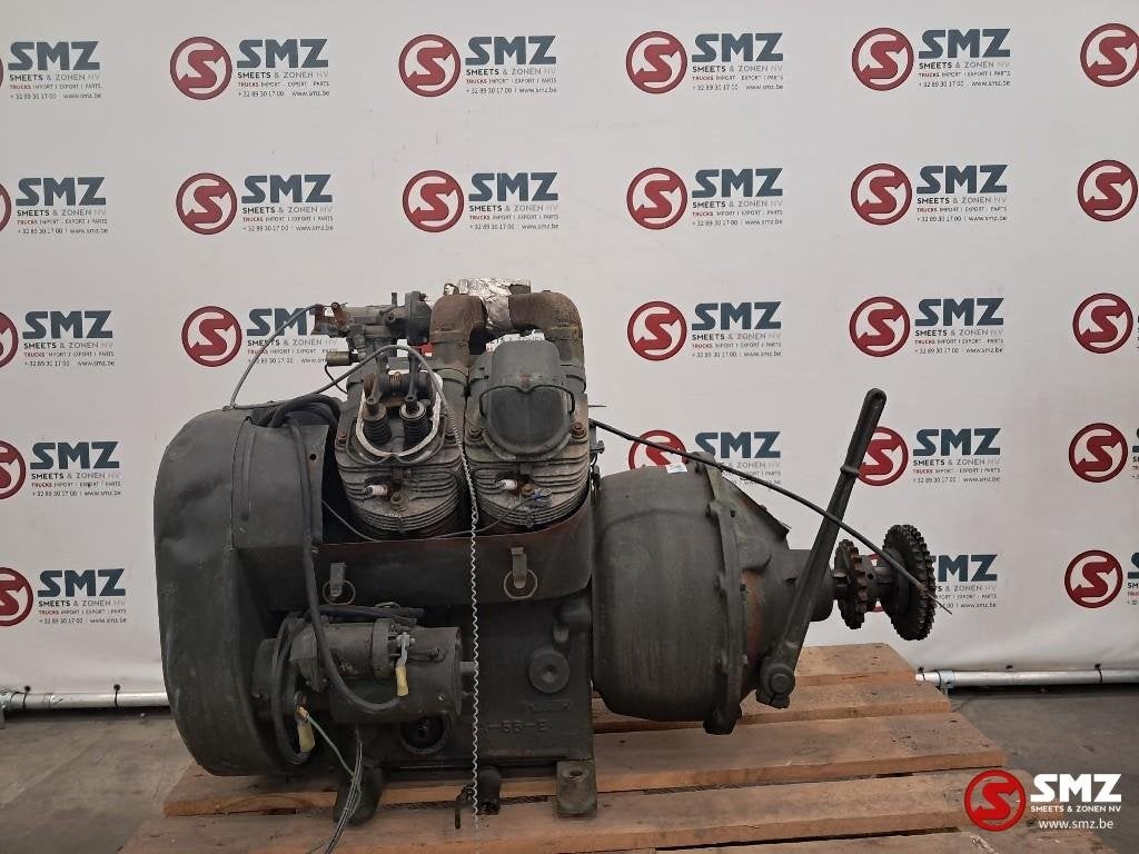 Moteur + boite de vitesse Wisconsin V465D, Autos : Pièces & Accessoires, Neuf, Autres marques, Autres pièces automobiles
