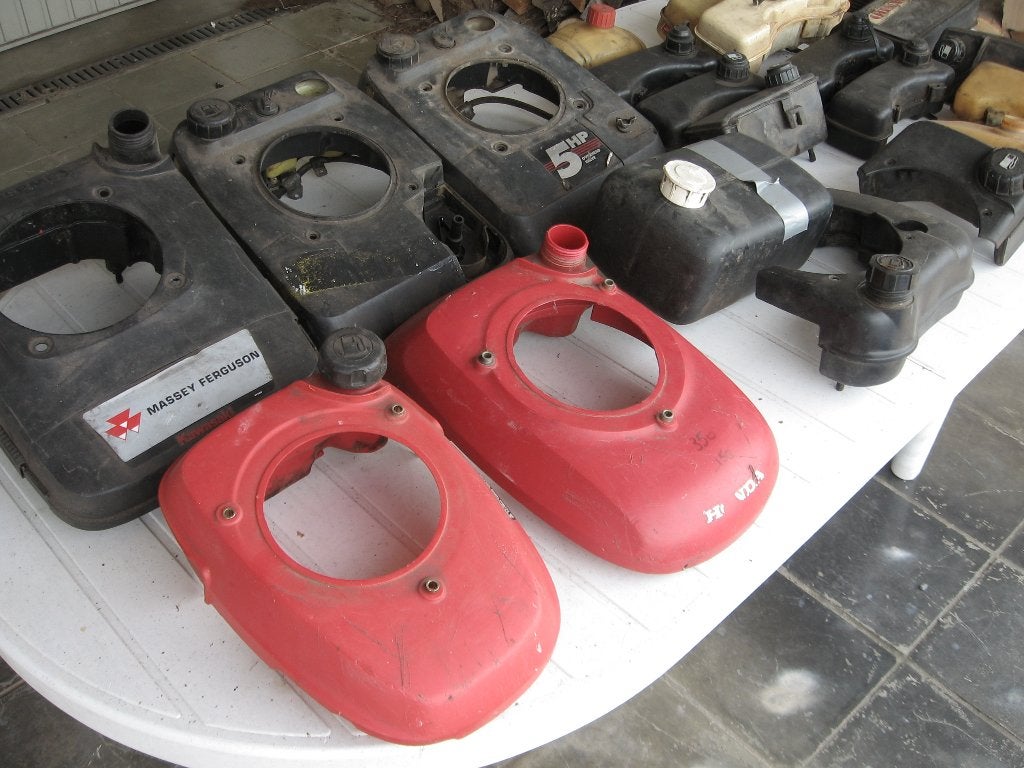 Tondeuse lot de réservoir HONDA , KAWASAKI , TECUMSEH, Honda, Tondeuse rotative, Tondeuses à gazon à essence, Utilisé