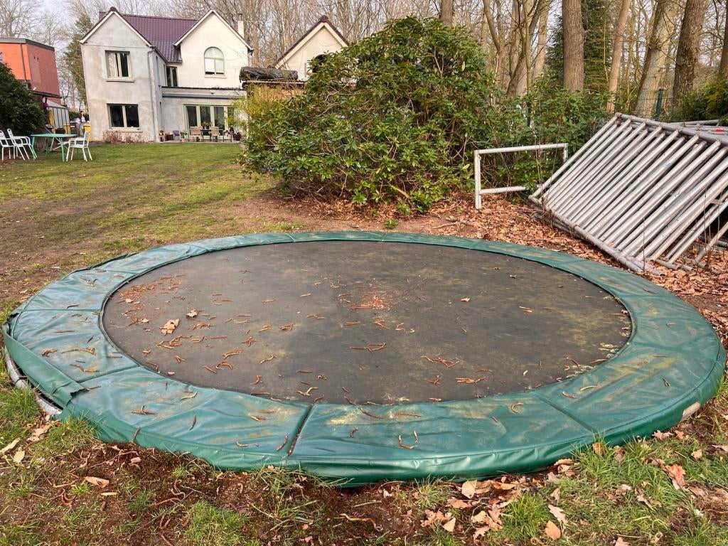 Trampoline, Ophalen, Gebruikt
