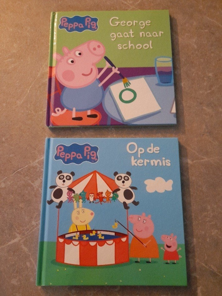 2 boeken Peppa Pig (nederlands) samen, Ophalen, Fictie algemeen, Jongen of Meisje, Zo goed als nieuw