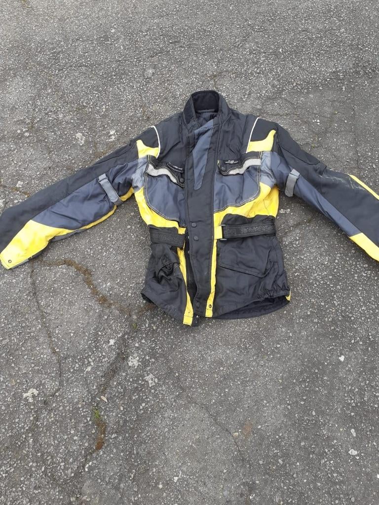 Veste et pantalon de motard, Enlèvement, Porté