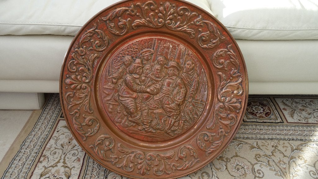 ASSIETTE EN CUIVRE, SCÈNE BREUGHEL, Antiquités & Art, Enlèvement, Cuivre