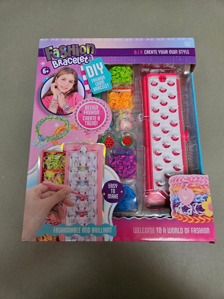 Fashion bracelet maker loom armbandjes, Overige thema's, Nieuw, Meerkleurig, Ophalen of Verzenden