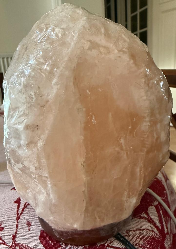 Himalaya-tafellamp met zoutsteen, Overige materialen, Nieuw, Ophalen of Verzenden, Artisanal naturel