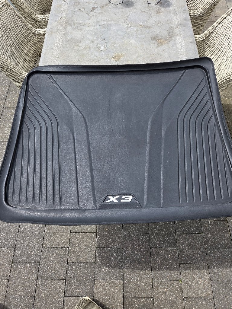 BMW X3 koffer beschermmat, Ophalen, Gebruikt