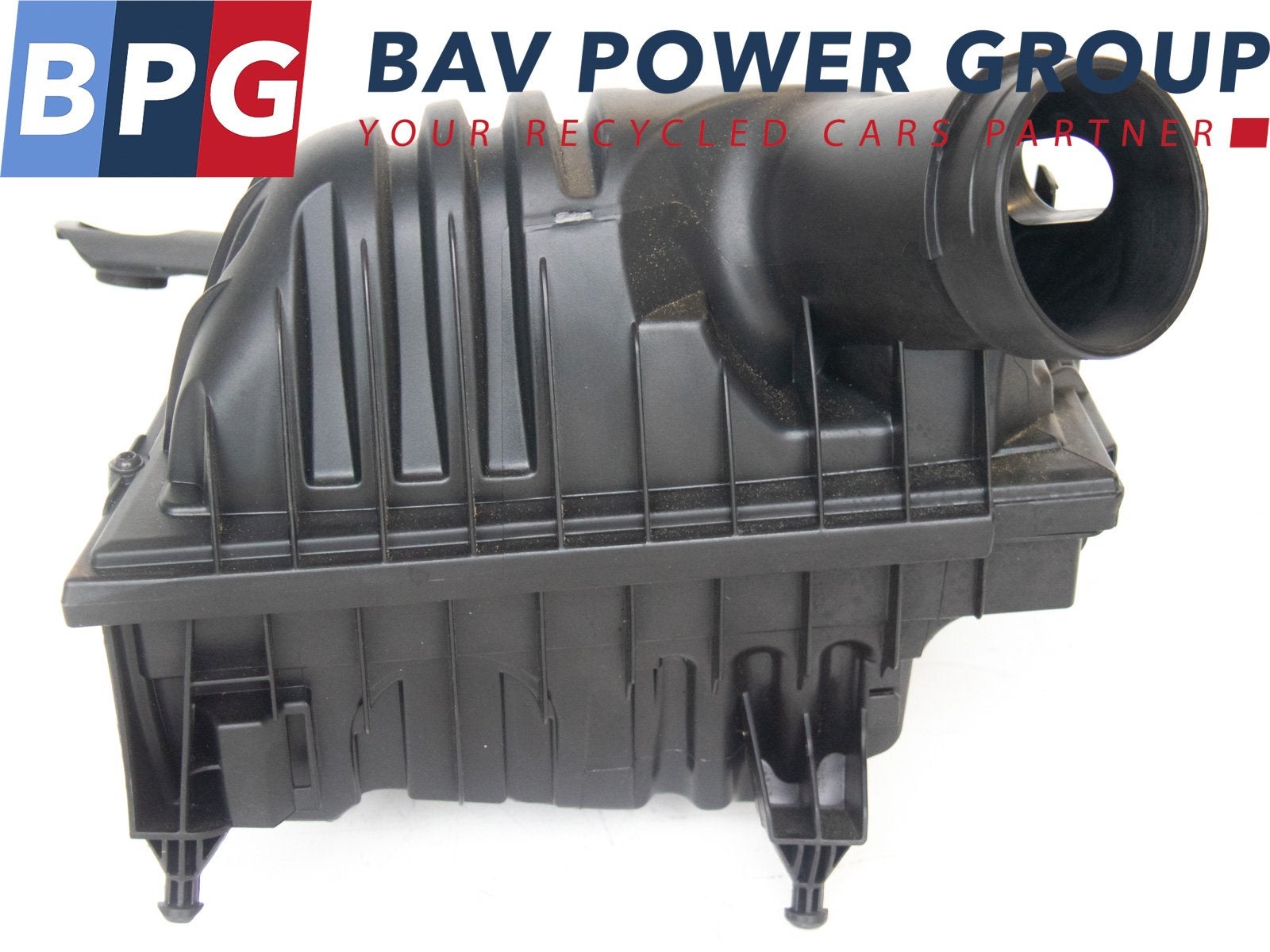 LUCHTFILTERHUIS BMW 2 serie Gran Tourer (F46) (13717609482), Gebruikt, BMW, Petuelring 130
80809  München, DE, Bayerische Motoren Werke AG