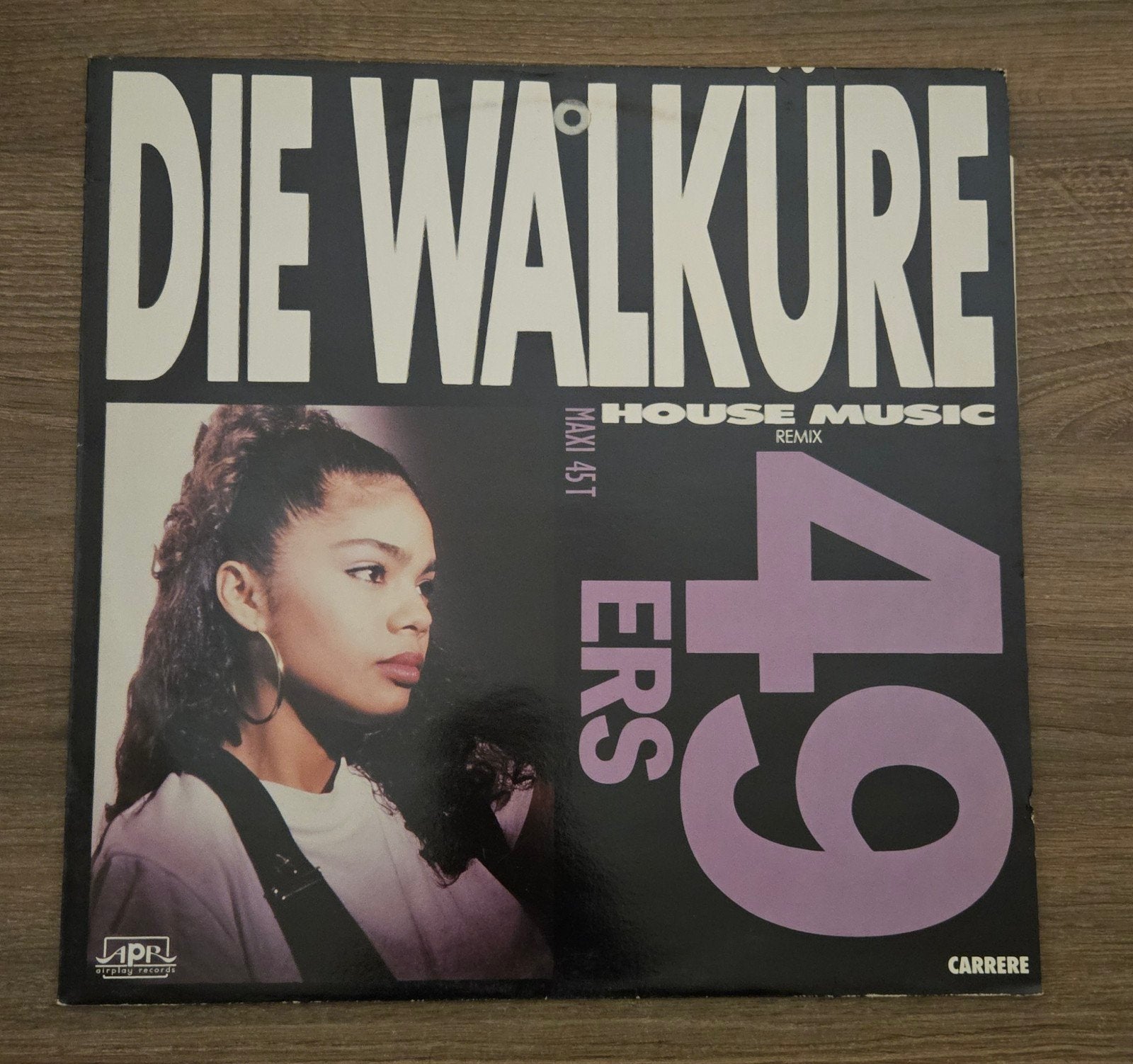 49ers - Die Walkürr, Ophalen