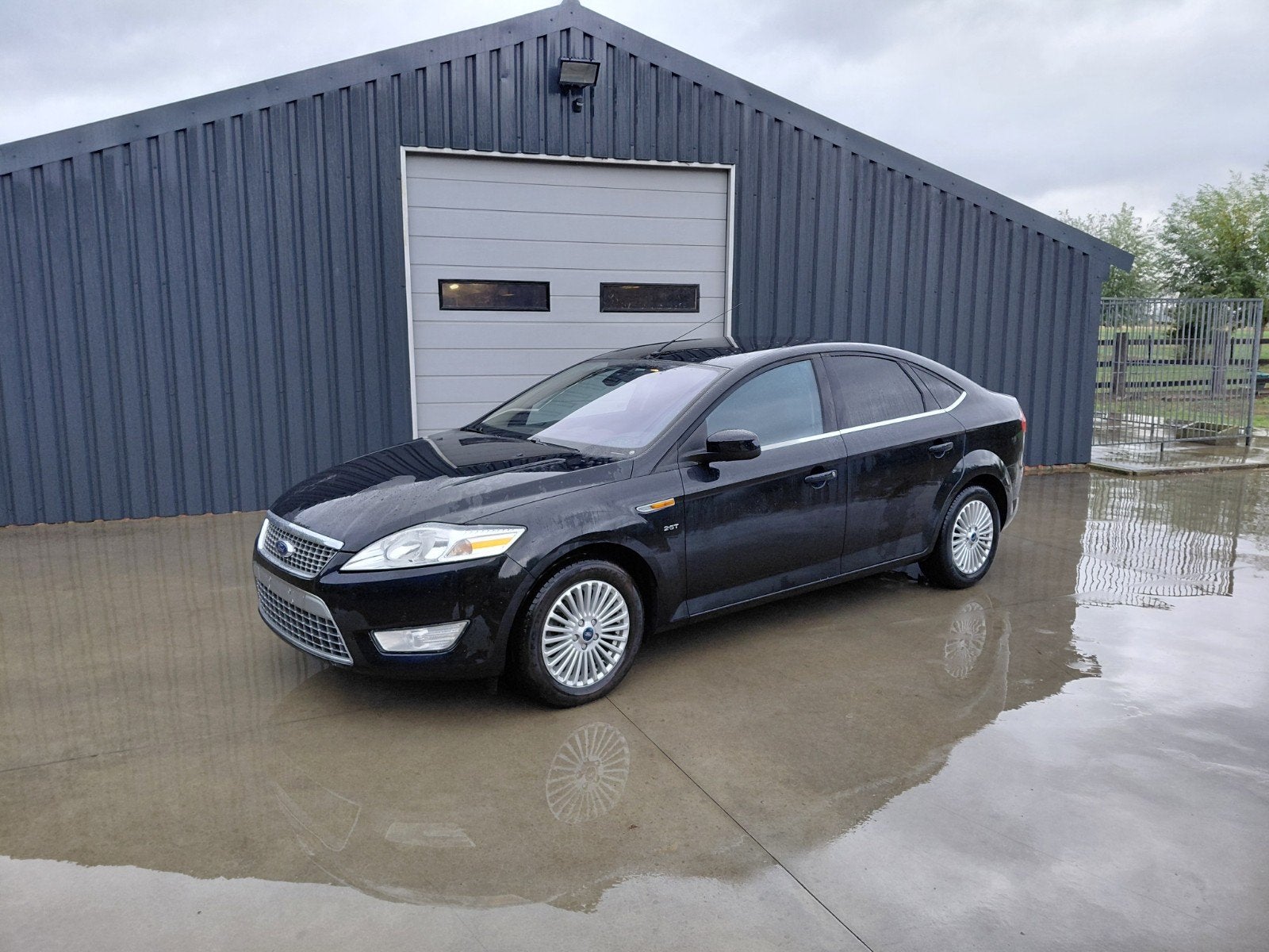 ford mondeo 2.5t met 71420 km !!!!, Autos, Achat, Attache-remorque, Mondeo, Carnet d'entretien