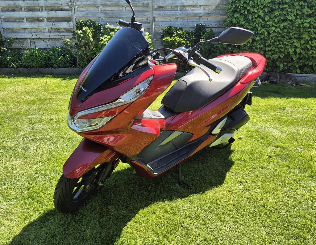 Scooter Honda PCX 125cc, Fietsen en Brommers, Ophalen