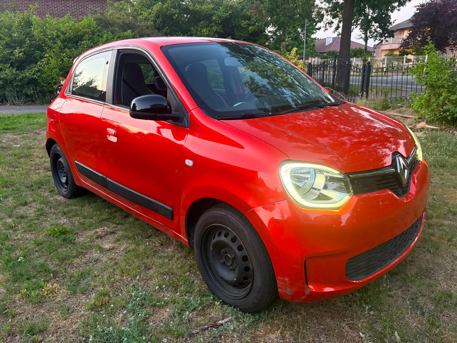 Renault twingo bouwjaar 2022 te koop, Twingo, Zwart, Overige kleuren, 5 deurs