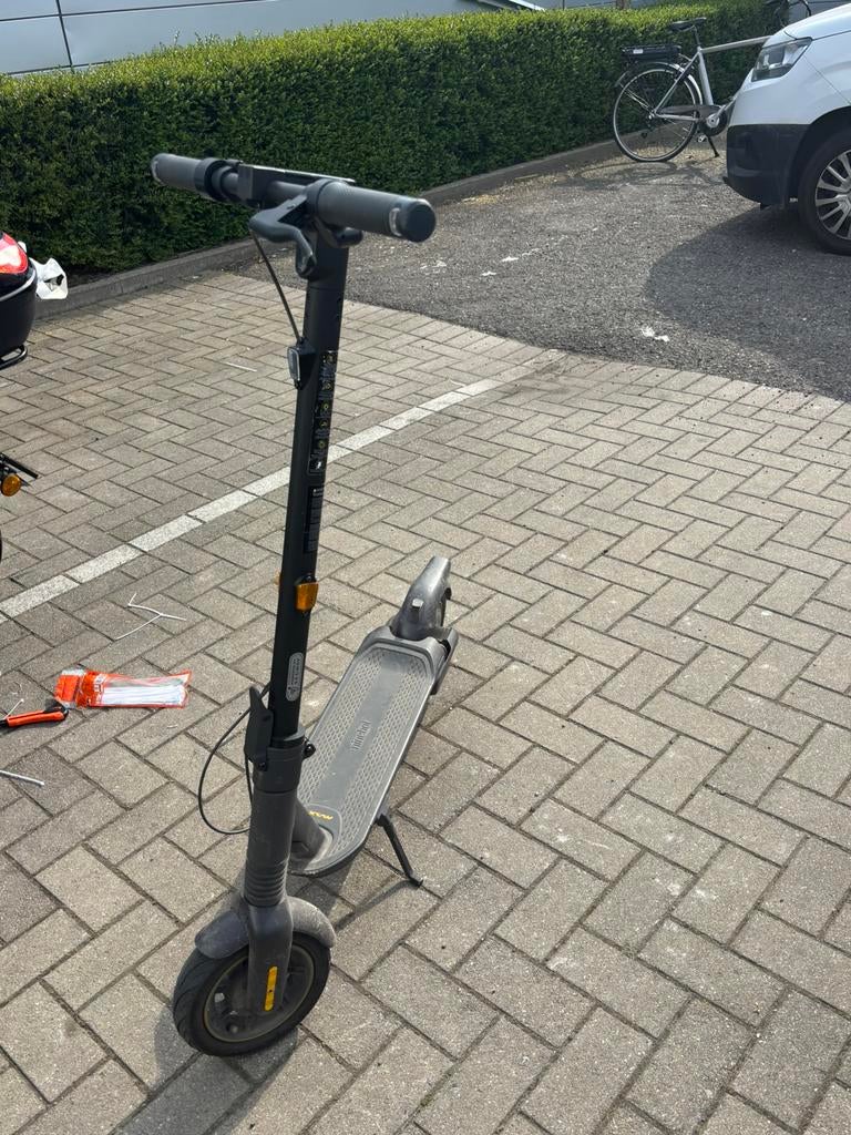 Ninebot Max G2, Fietsen en Brommers, Steps, Ophalen, Zo goed als nieuw