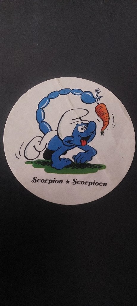 Sticker autocollant smurf schtroumpf scorpioen Milkana, Collections, Autocollants, Envoi, Utilisé