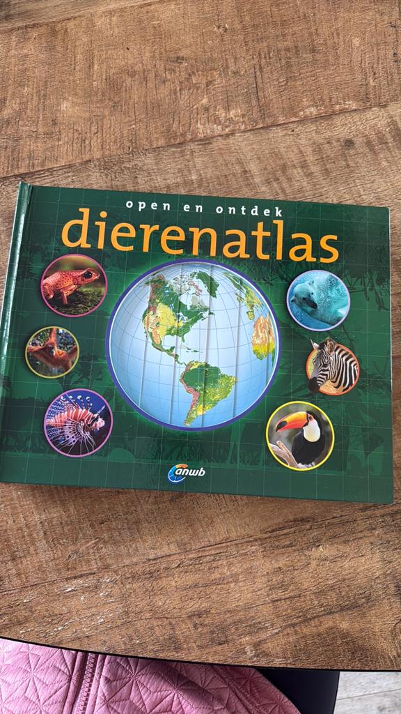 Barbara Taylor - Dierenatlas, Boeken, Kinderboeken | Jeugd | onder 10 jaar, Ophalen of Verzenden