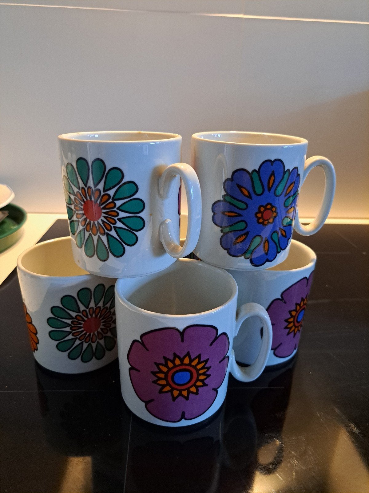 Lot de 6 mugs, Maison & Meubles, Cuisine | Vaisselle, Enlèvement ou Envoi, Utilisé