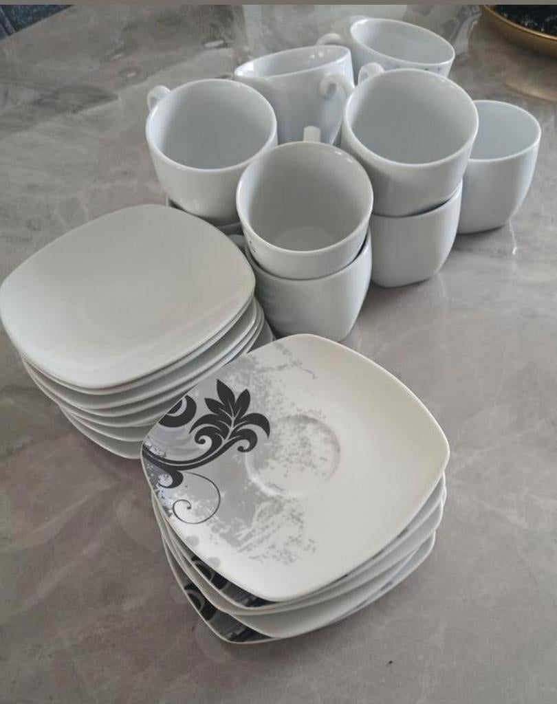 Tasses à café Zgan avec assiettes, Enlèvement