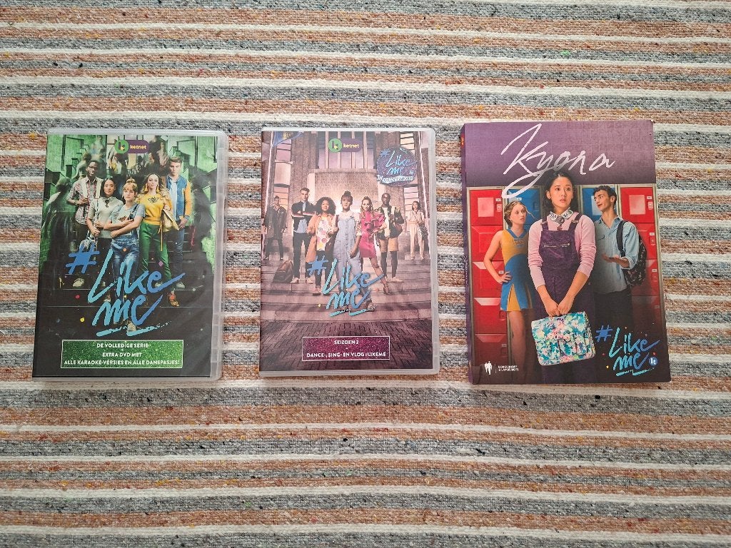 LikeMe pakket, Cd's en Dvd's, Dvd's | Kinderen en Jeugd, Ophalen, Zo goed als nieuw, Familie, Tv-serie