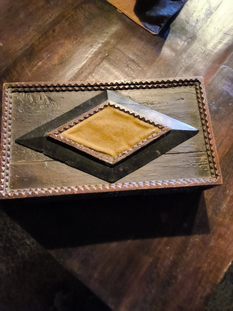 Prachtig vintage houten kistje (Ca 1900) met sleutel, Antiek en Kunst, Curiosa en Brocante, Ophalen of Verzenden