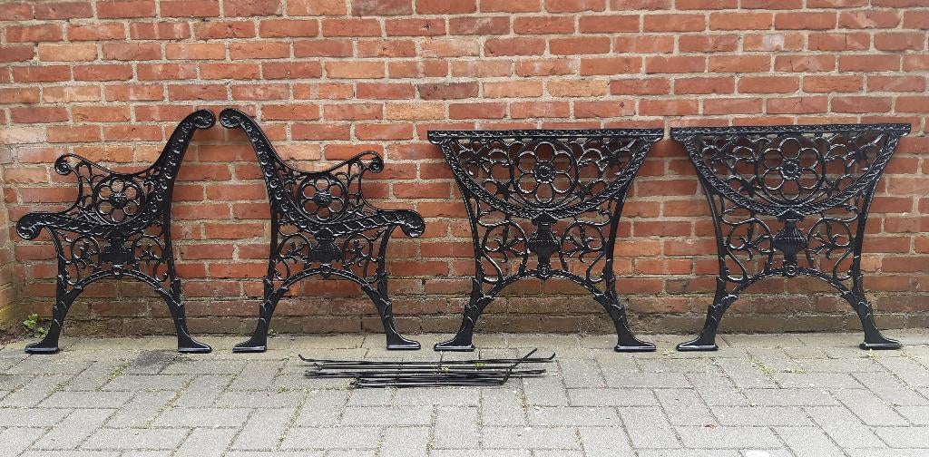 oude gietijzeren bank en tafel, Ophalen