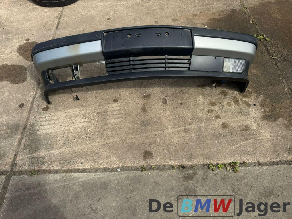 Voorbumper grijs BMW 5-serie E34 51119066753, Auto-onderdelen, Gebruikt, Voor, Ophalen of Verzenden, Bumper