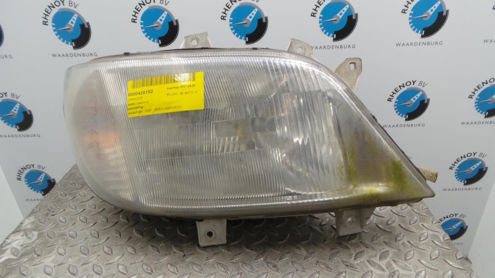 MERCEDES SPRINTER 308CDI KOPLAMP R 2001, Enlèvement ou Envoi, Utilisé, Stiba membre