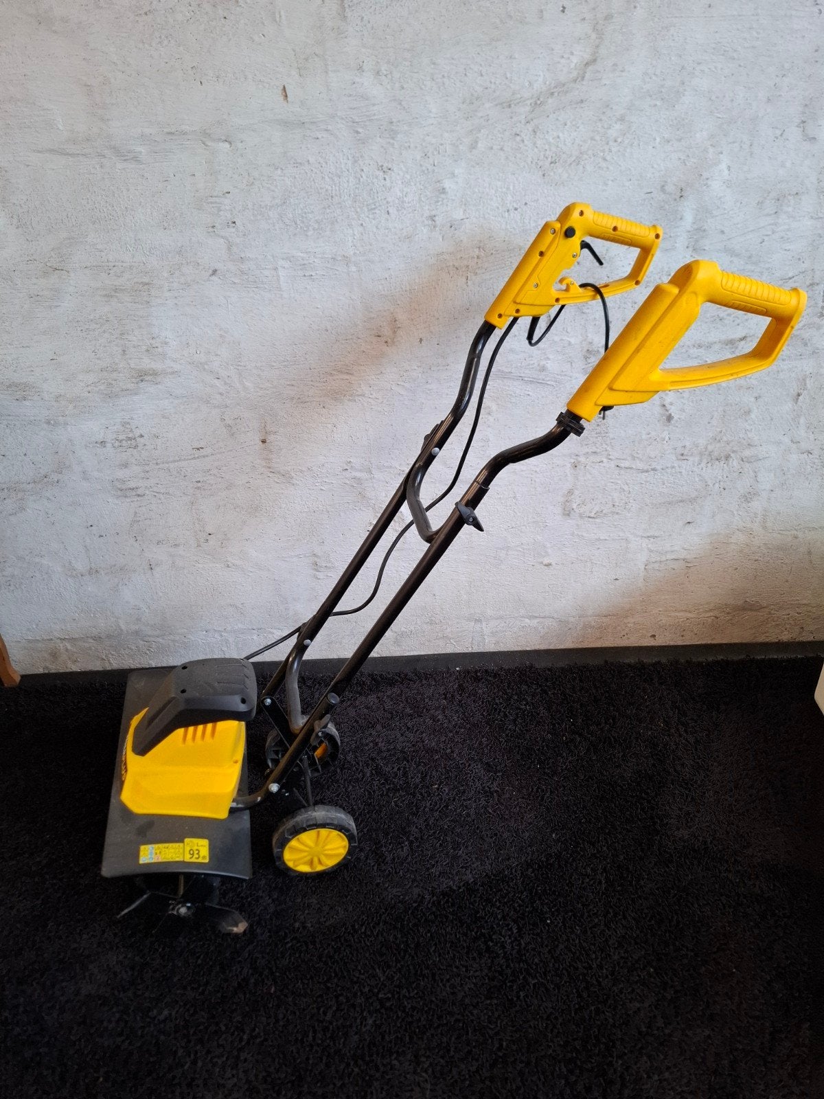 Tuinfrees 1500w, Ophalen