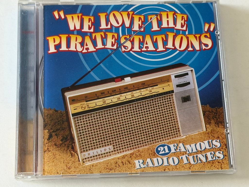 We Love The Pirate Stations (21 Famous Radio Tunes), Ophalen of Verzenden, Gebruikt, Pop, Verzamelalbum