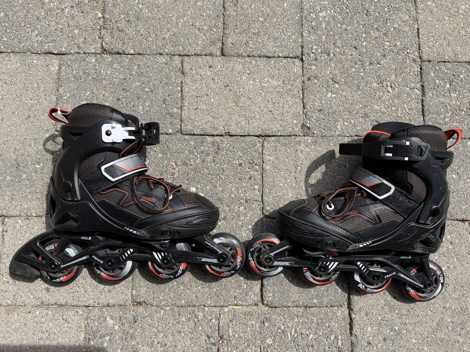 ROLLER ENFANT OXELO NOIR 35/38, Autres marques, Rollers 4 roues en ligne, Enlèvement, Utilisé
