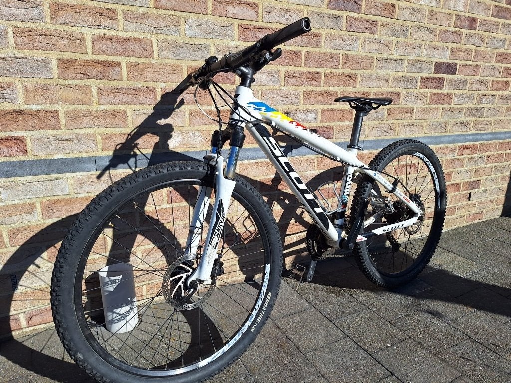 Scott Scale JR 26” – World Champion Edition, Fietsen en Brommers, Gebruikt, Hardtail, Heren, Schijfrem