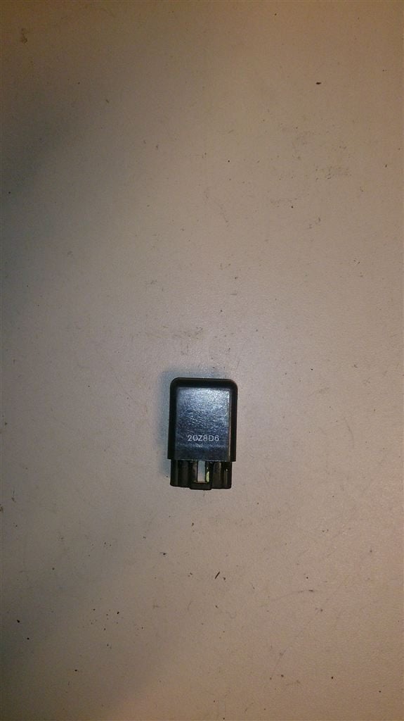 Suzuki GS500E relais 4 pins GS 500 relai relay vier pin gs, Enlèvement ou Envoi, Utilisé