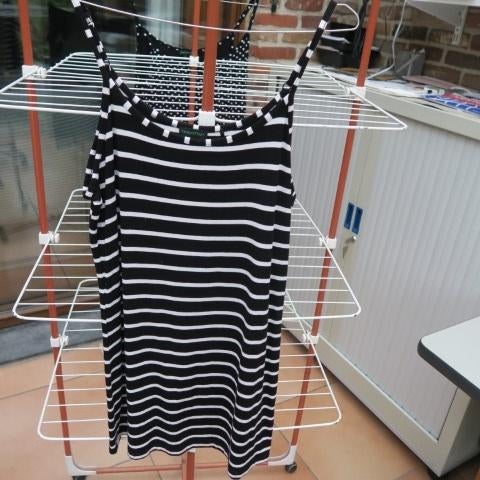 Kleedje zwart wit strepen Tricotto mt M, Kleding | Dames, Jurken, Maat 38/40 (M), Tricotto, Overige kleuren, Ophalen of Verzenden