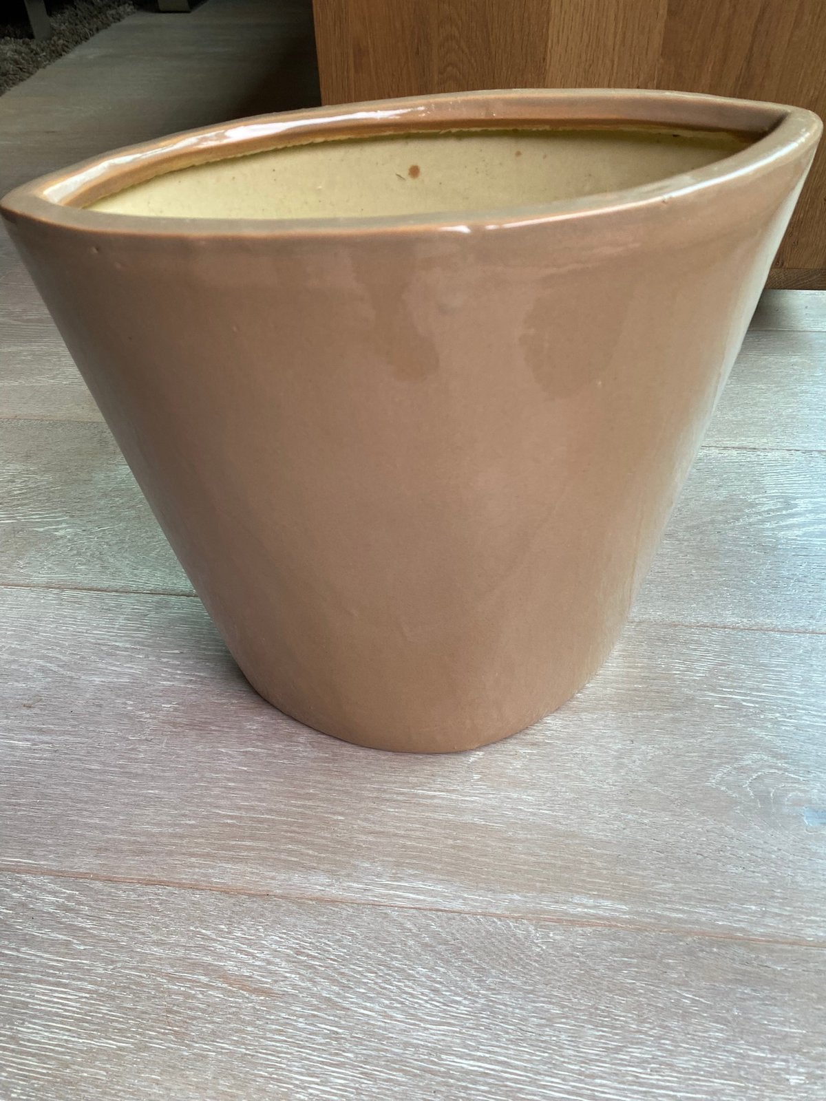 Beige, ovalen vaas, Huis en Inrichting, Woonaccessoires | Vazen, Ophalen, Zo goed als nieuw, Beige