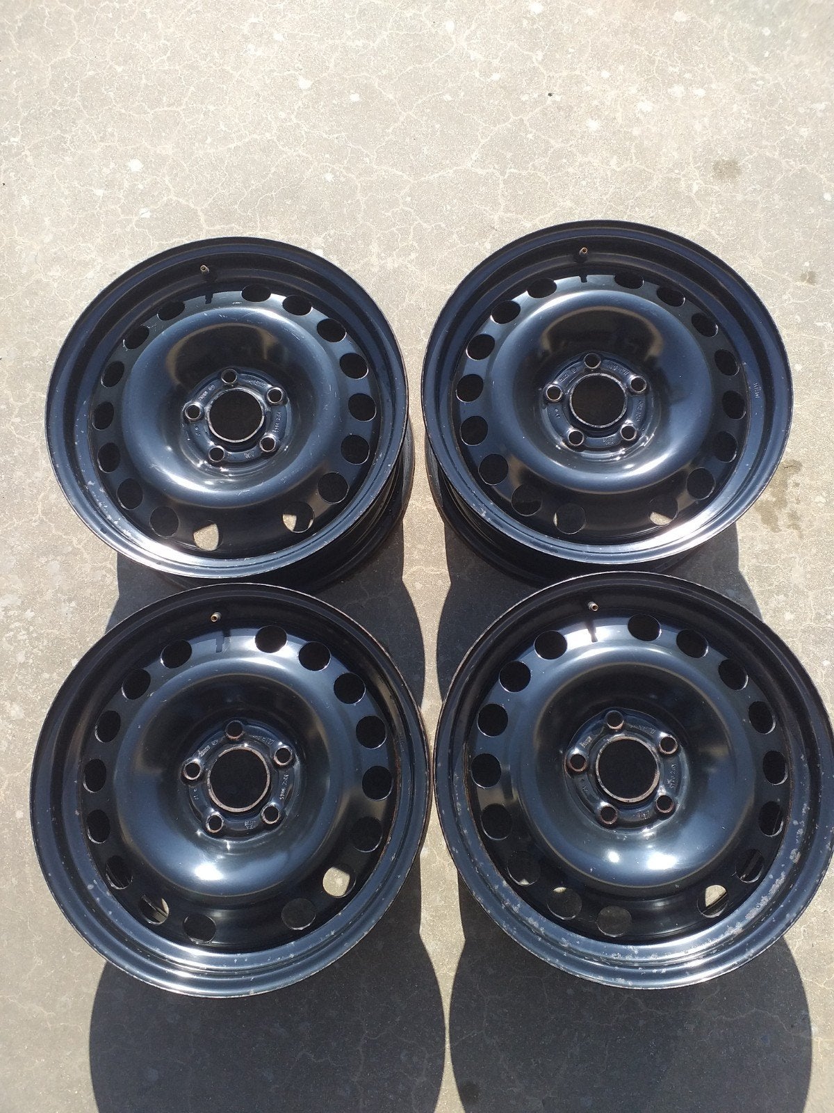 TE KOOP 4 zwarte  metalen velgen 6,5Jx16 inch H2, Ophalen, Gebruikt, Velg(en), 16 inch