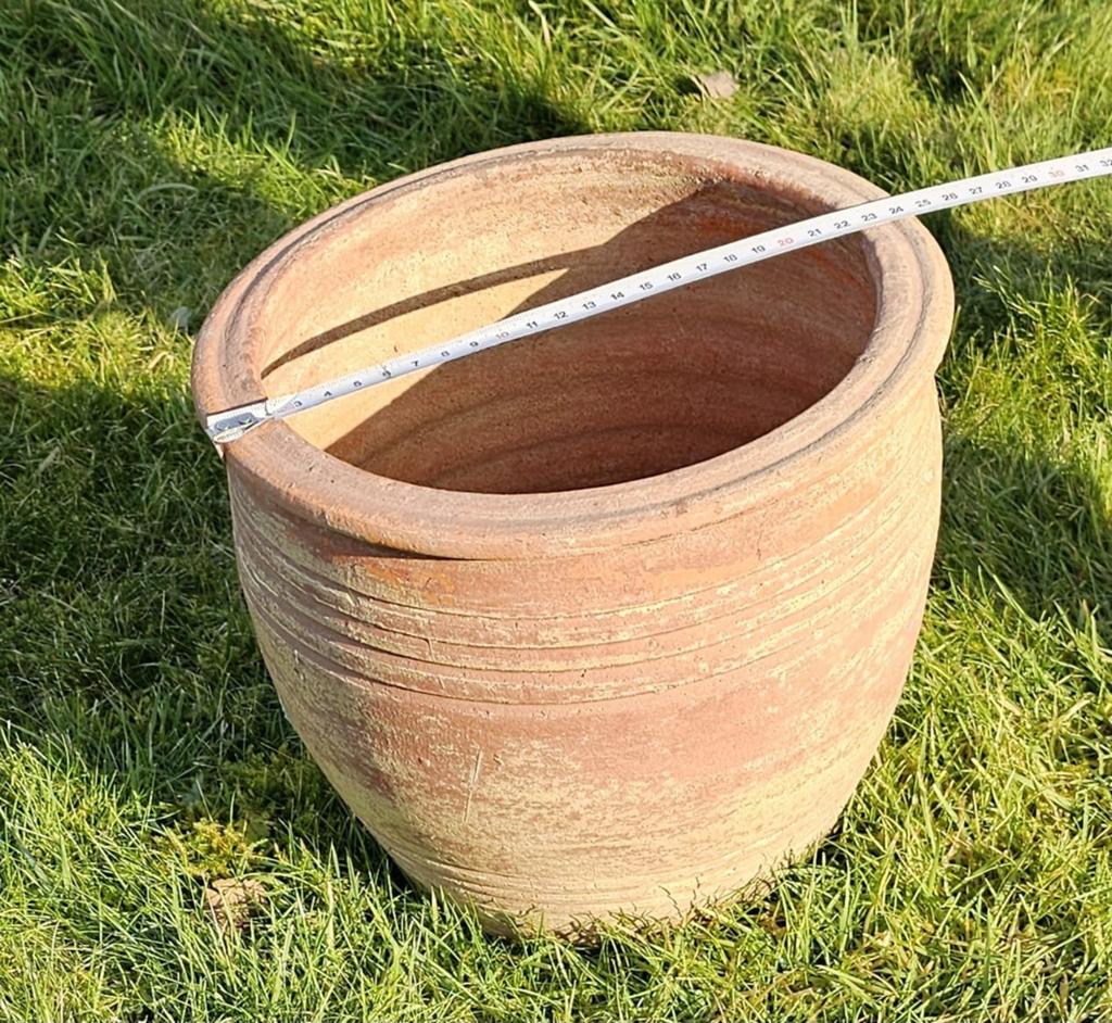 Pot en grès  taracotta, Enlèvement