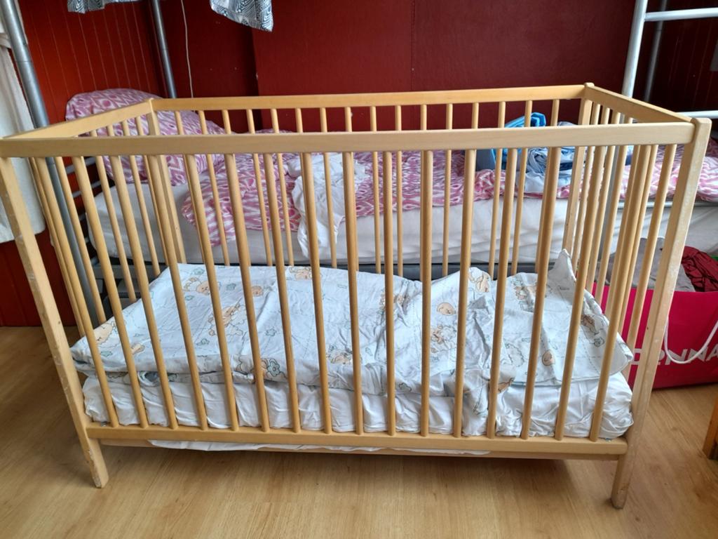 Babybed ikea, Kinderen en Baby's, Ophalen