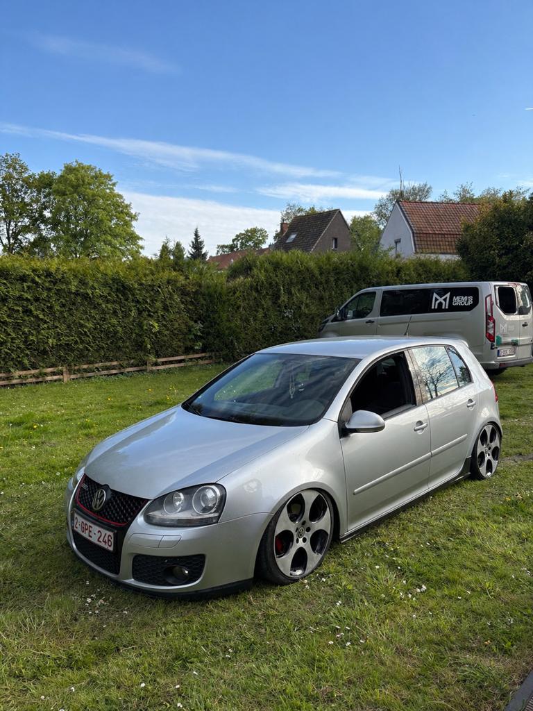 Velgen 19inch, Entreprise, Achat