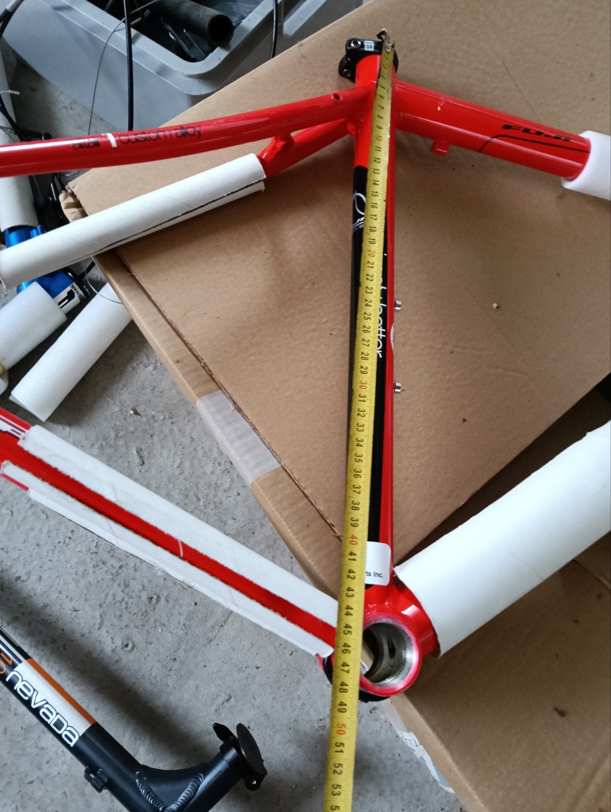 Rood fietskader, Ophalen of Verzenden