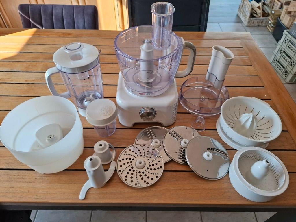 Kenwood Multipro food processor, Elektronische apparatuur, Keukenmixers, Zo goed als nieuw, 2 tot 3 liter, 3 snelheden of meer