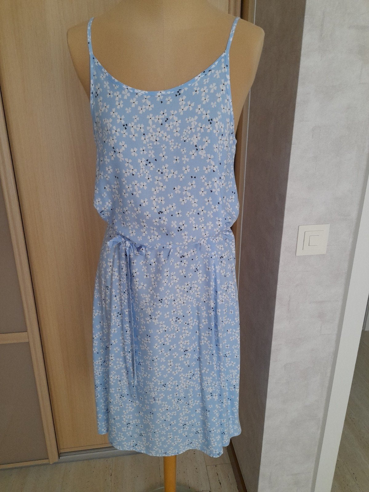 Kleedje maatje S ( nieuw), Ophalen, Blauw, Nieuw, Maat 36 (S)