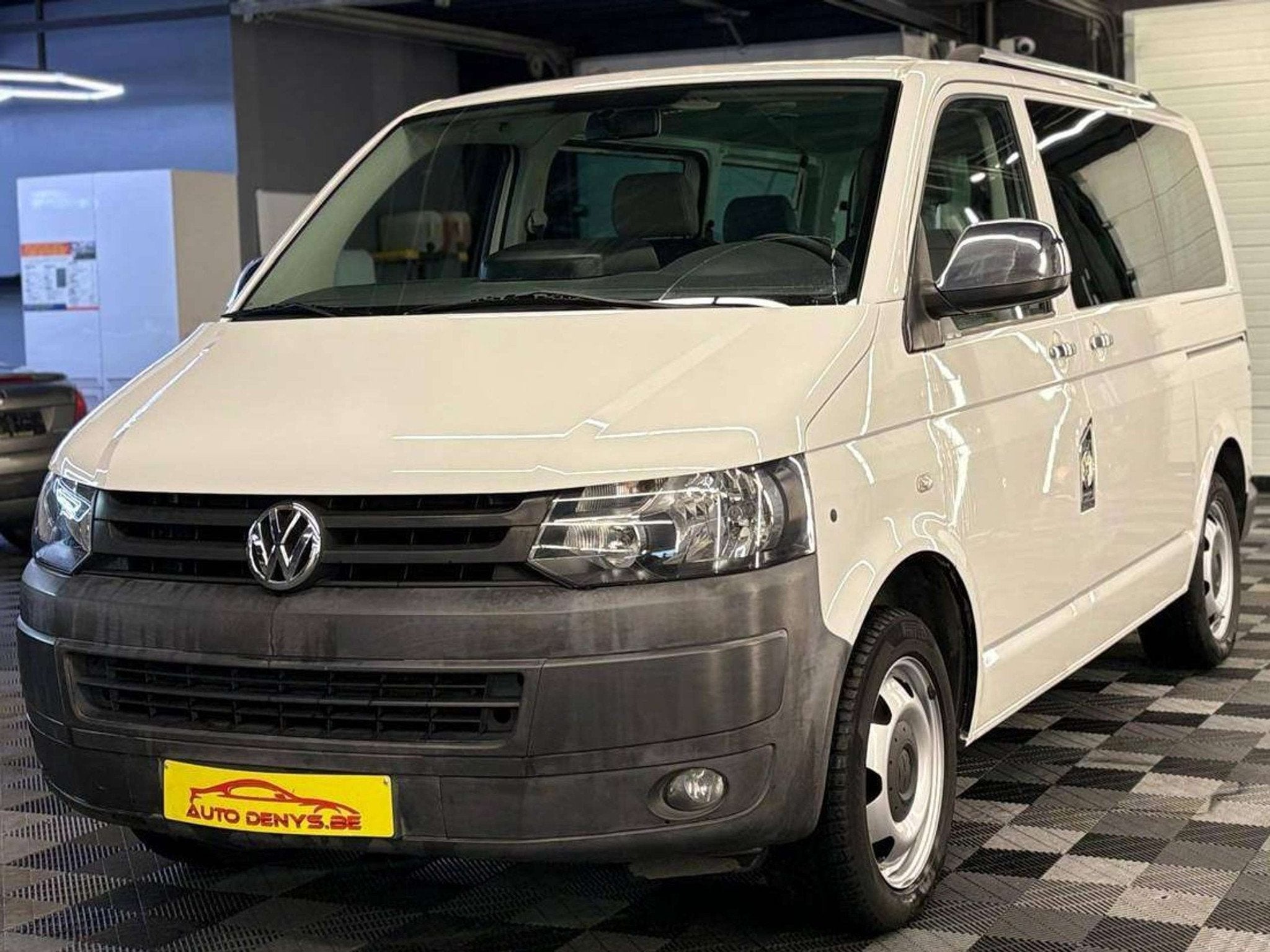 Volkswagen T5 Kombi 2.0 Tdi DSG AUTOMATIQUE 132Kw/179pk bj., Auto's, Automaat, Volkswagen, Wit, Overige kleuren