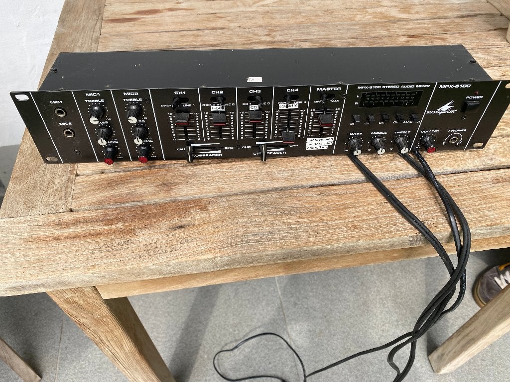 Stereo mixer, Enlèvement, Utilisé, Moins de 5 canaux, Entrée micro