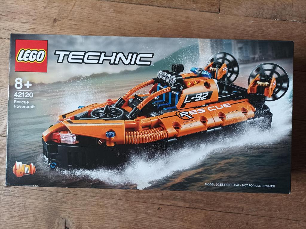 Lego Technic 42120 Rescue Hovercraft 2 in 1 nieuw verzegeld, Kinderen en Baby's, Speelgoed | Duplo en Lego, Nieuw, Lego, Complete set