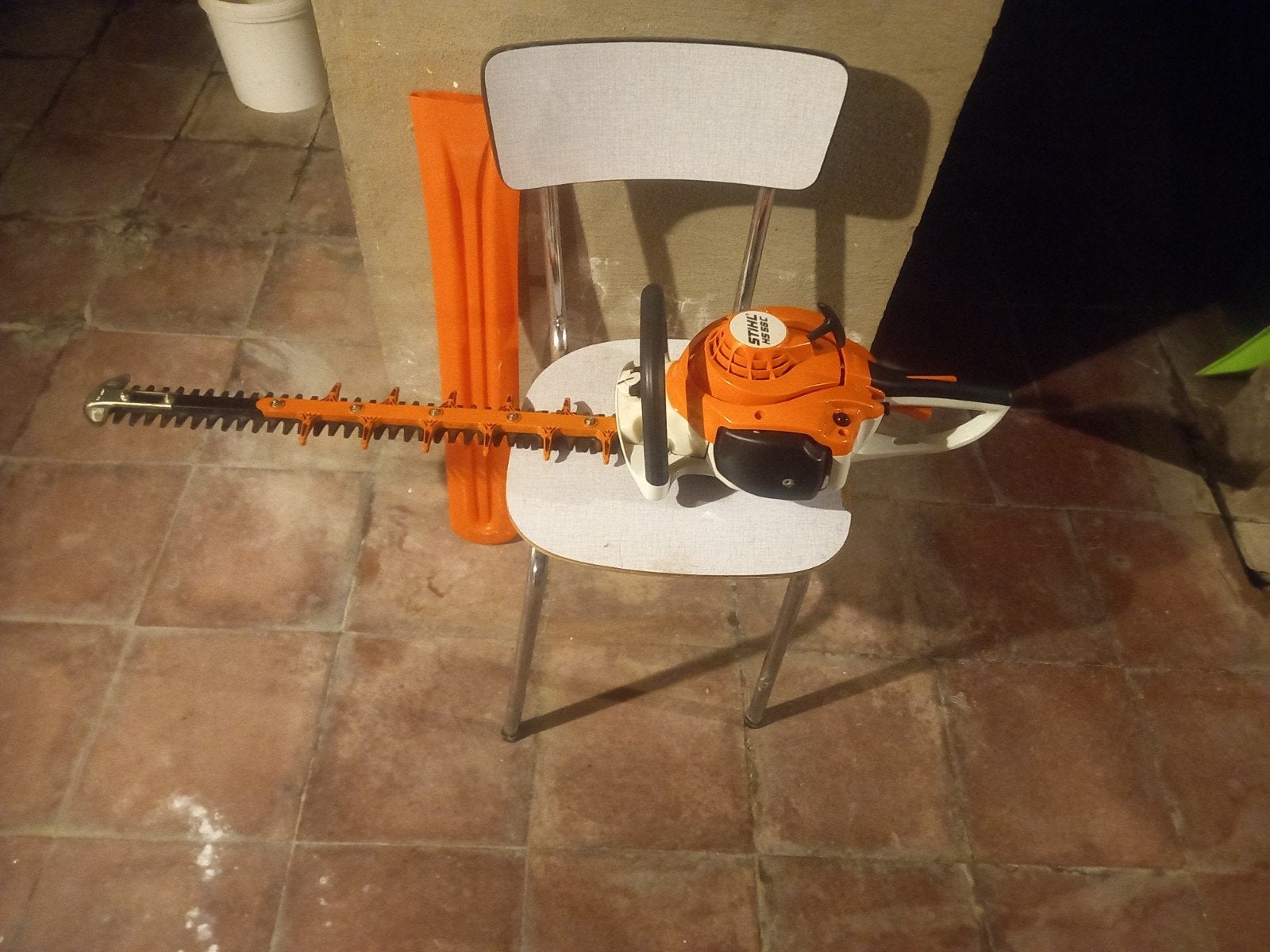 Stihl HS 56C, Jardin & Terrasse, Taille-haies, Enlèvement, Neuf, Essence, Stihl