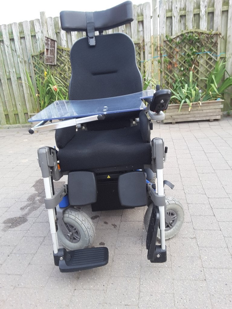Fauteuil roulant électronique Vigo Type Sango Advanced, Divers, Chaises roulantes, Utilisé, Fauteuil roulant électrique, Pliant