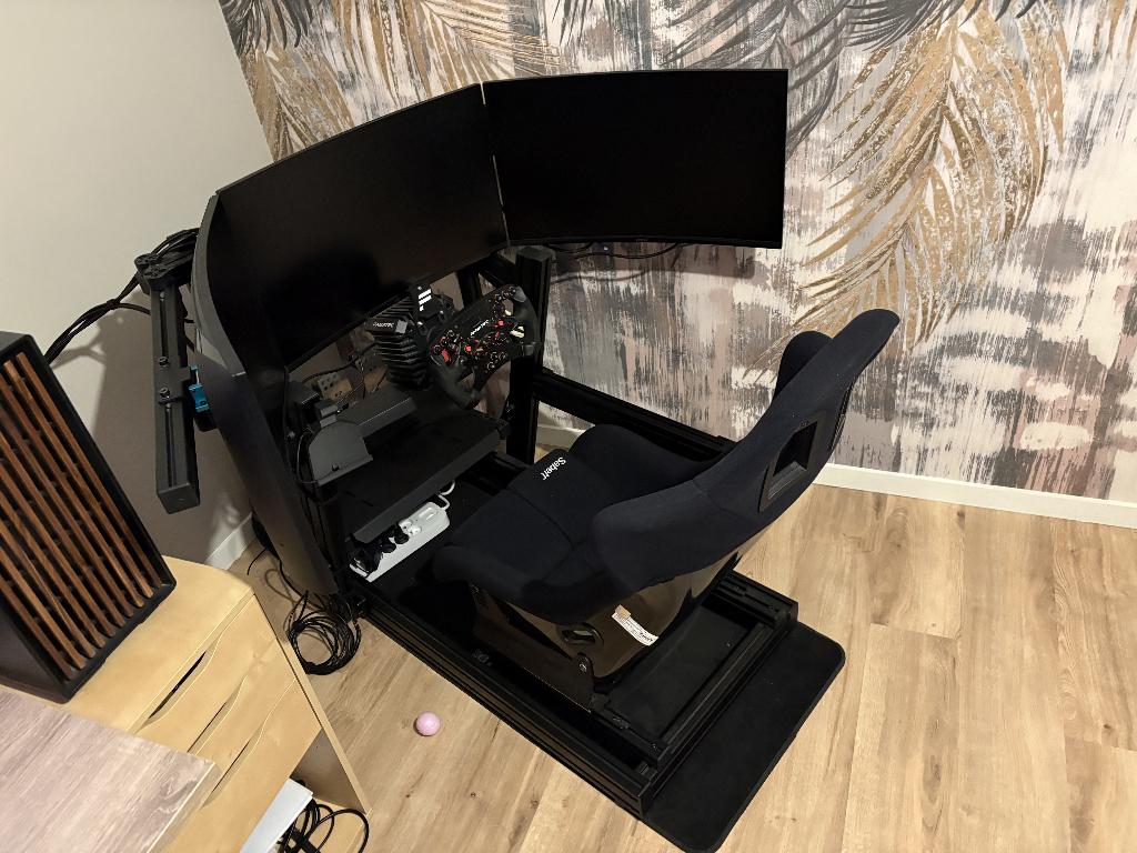 Simracing rig, Autres marques, Transmission directe, Comme neuf, Enlèvement