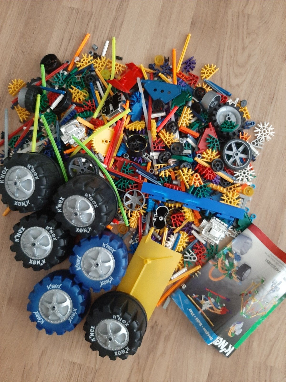 K'NEX  1000st  met boekje, Ophalen, K'nex