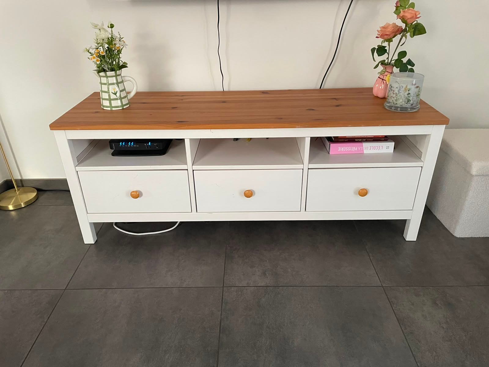 Meuble tv ikea, Maison & Meubles, Armoires | Mobilier de télévision, Enlèvement, Utilisé