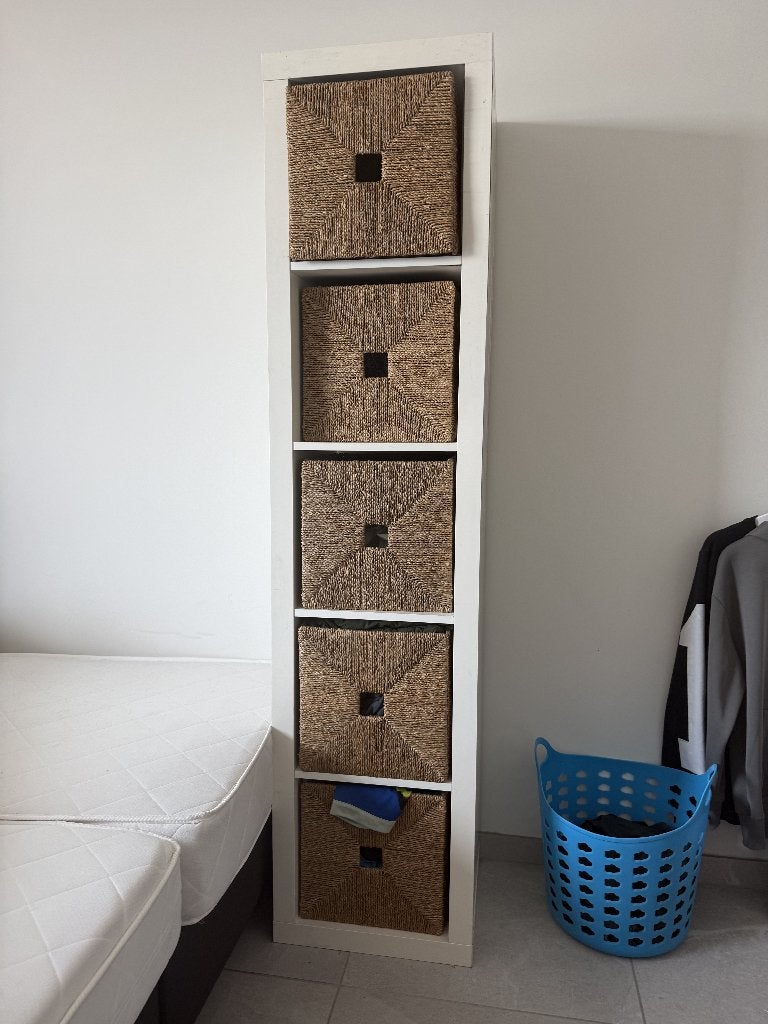 IKEA Kallax/Expedit 5x1 avec 5 paniers IKEA Knipsa, Maison & Meubles, Armoires | Bibliothèques, Utilisé, Moins de 50 cm, 150 à 200 cm